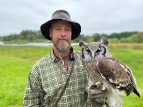 Jellingegnens Seniorklub: "Alene i vildmarken" med falkemanden